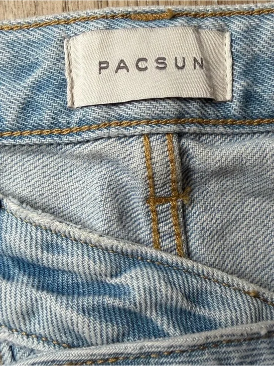 NWT PacSun 90s Boyfriend Jeans Size 26 - Picture 5 of 5